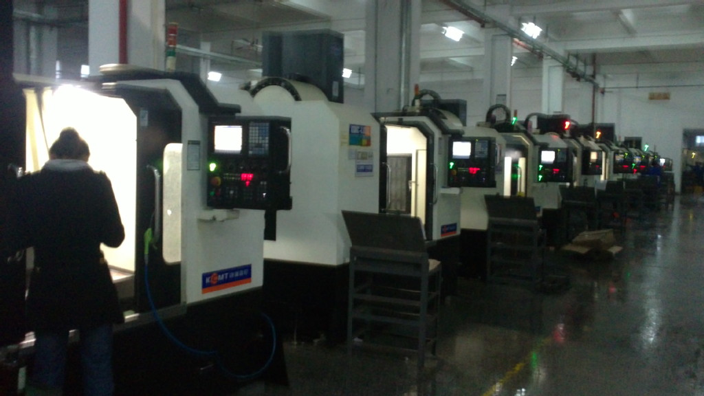 <strong>南京藝匠專(zhuān)業(yè)cnc精密機(jī)械加工，知名品牌，高性?xún)r(jià)比</strong>