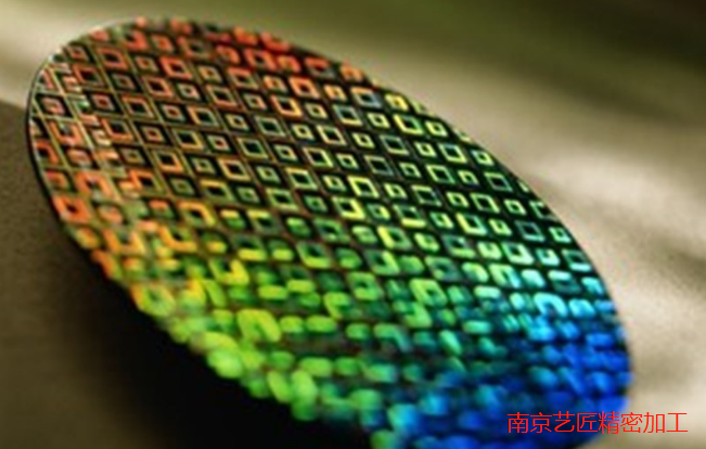 <strong>精密晶片在武器、5G、人工智慧（AI）和機器人等方面商家必爭</strong>