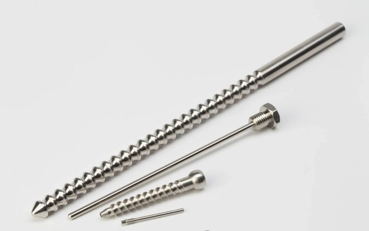 【醫(yī)療革新前沿】精密CNC加工：重塑骨科醫(yī)療，讓每一步行走重獲新生！